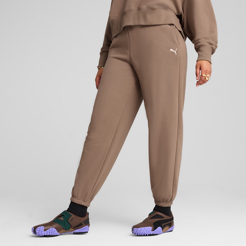 Wardrobe Essentials Women's Relaxed Sweatpants - Image 4
